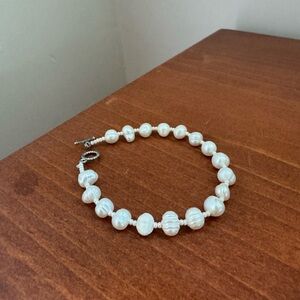 Elegant White Pearl Bracelet